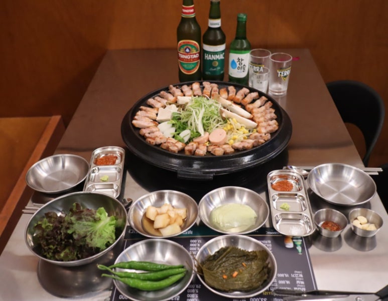 돌쇠 솥뚜껑 이미지