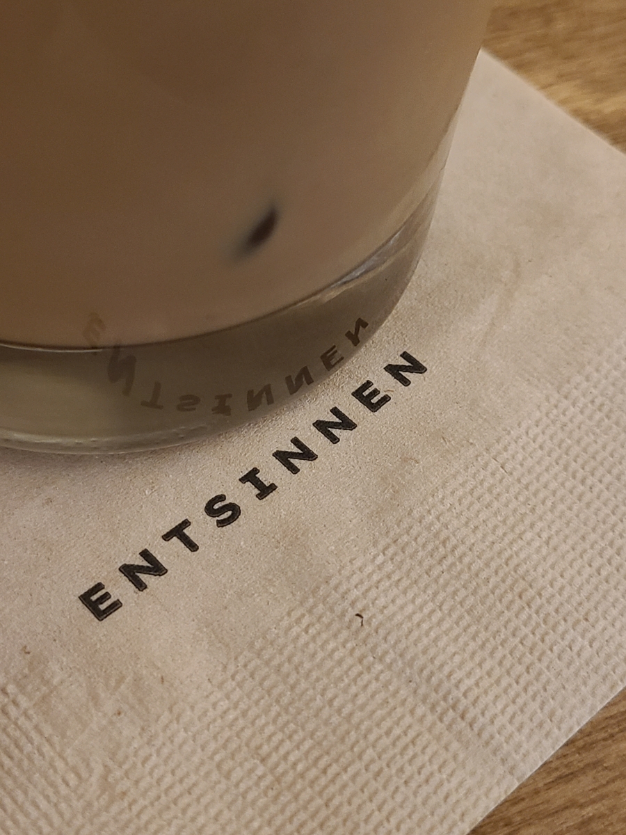 앤시넌(ENTSINNEN) 이미지