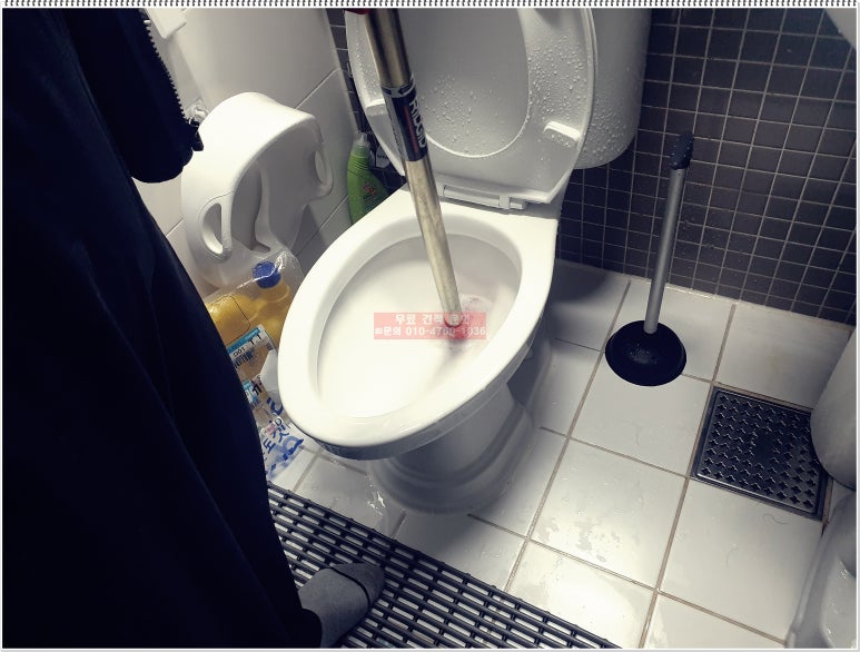 싱크대막힘하수구막힘변기막힘배관배수구막힘역류뚫어 이미지