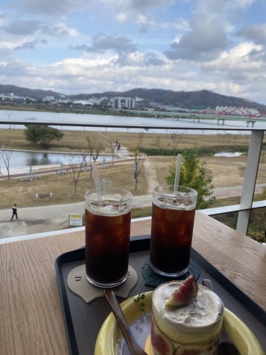 카페 히어(CAFE HERE) 이미지