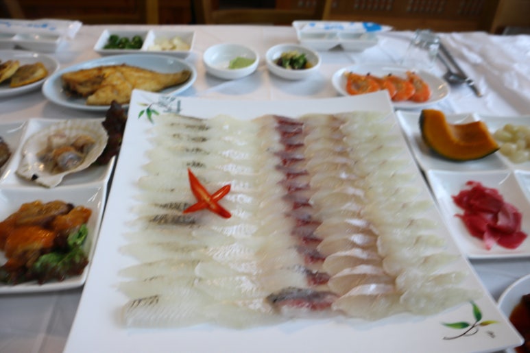 사계절횟집 이미지