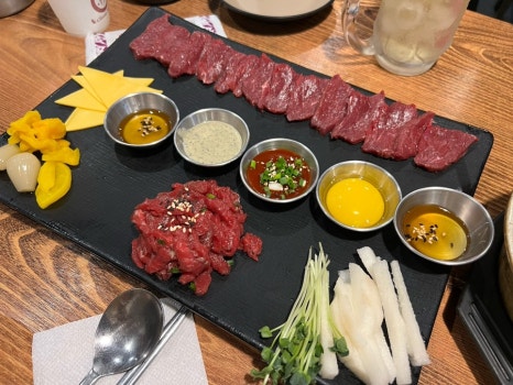 육회한지짐이 본점 이미지