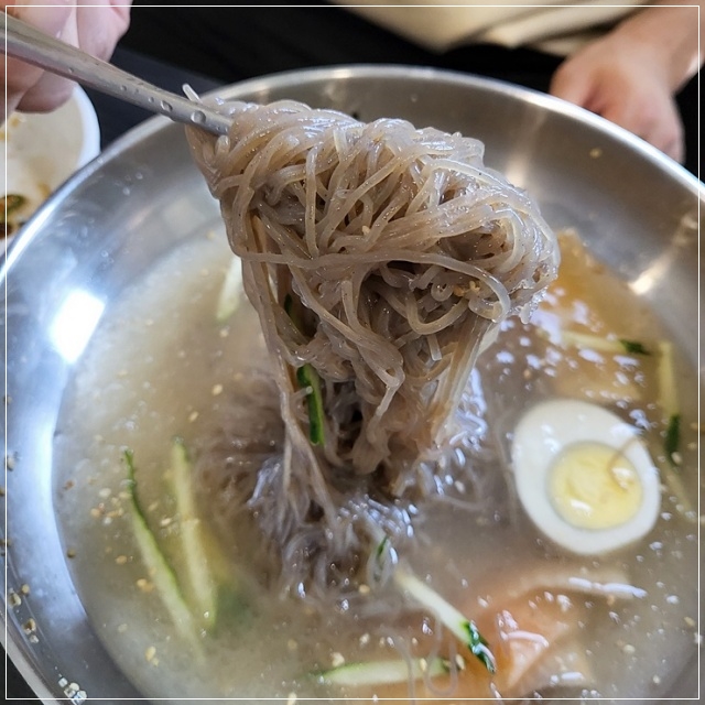 일등돼지 이미지