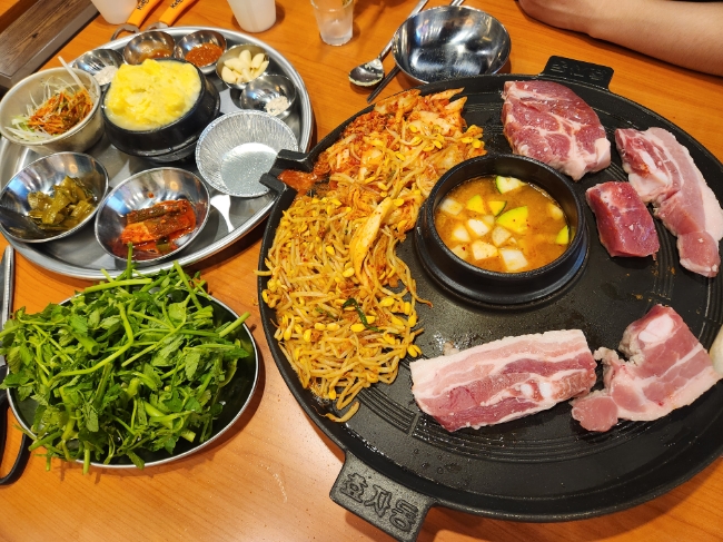 효자동솥뚜껑신정역점 이미지