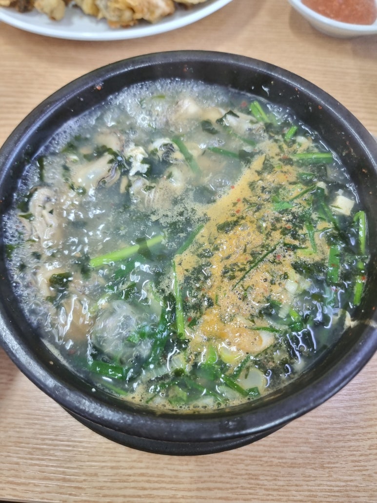 진미생굴뚝배기 이미지