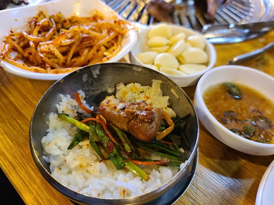 담양전통숯불돼지갈비 이미지