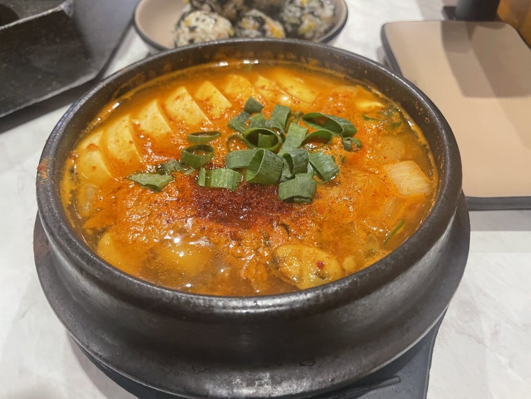 위례숯불닭갈비 이미지