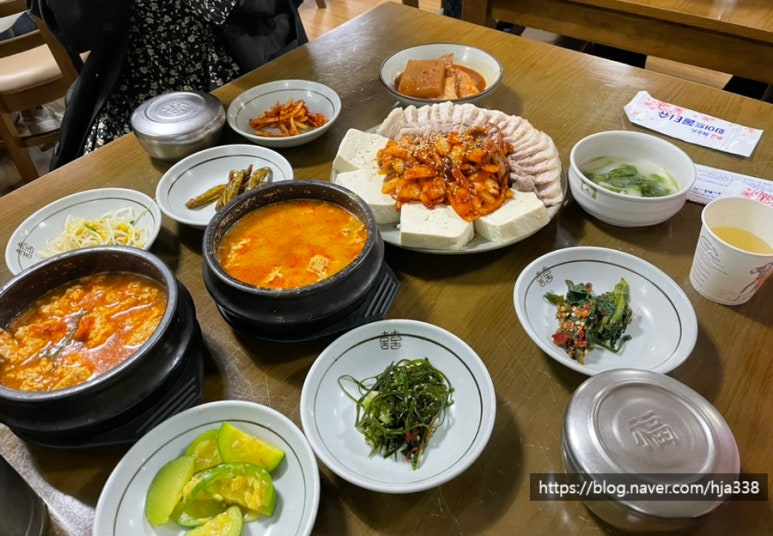 한우나랑먹음돼지 이미지