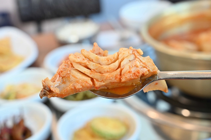 욱이반찬 이미지
