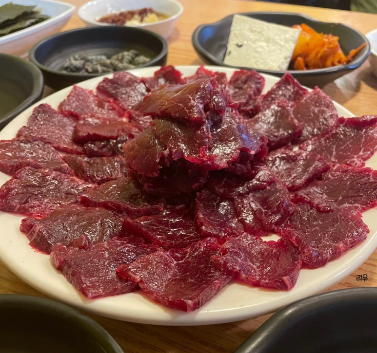 모퉁이생고기 이미지