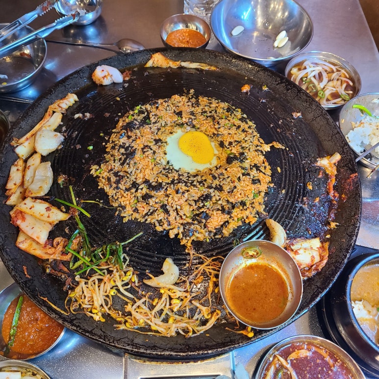 맛있다솥뚜껑삼겹살 이미지