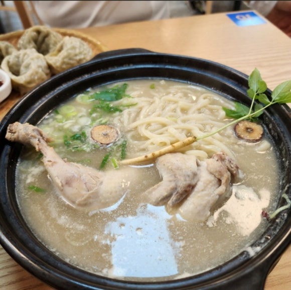 정성닭칼국수 이미지