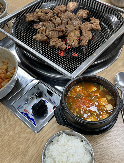 이가 숯불갈비 전문점 이미지