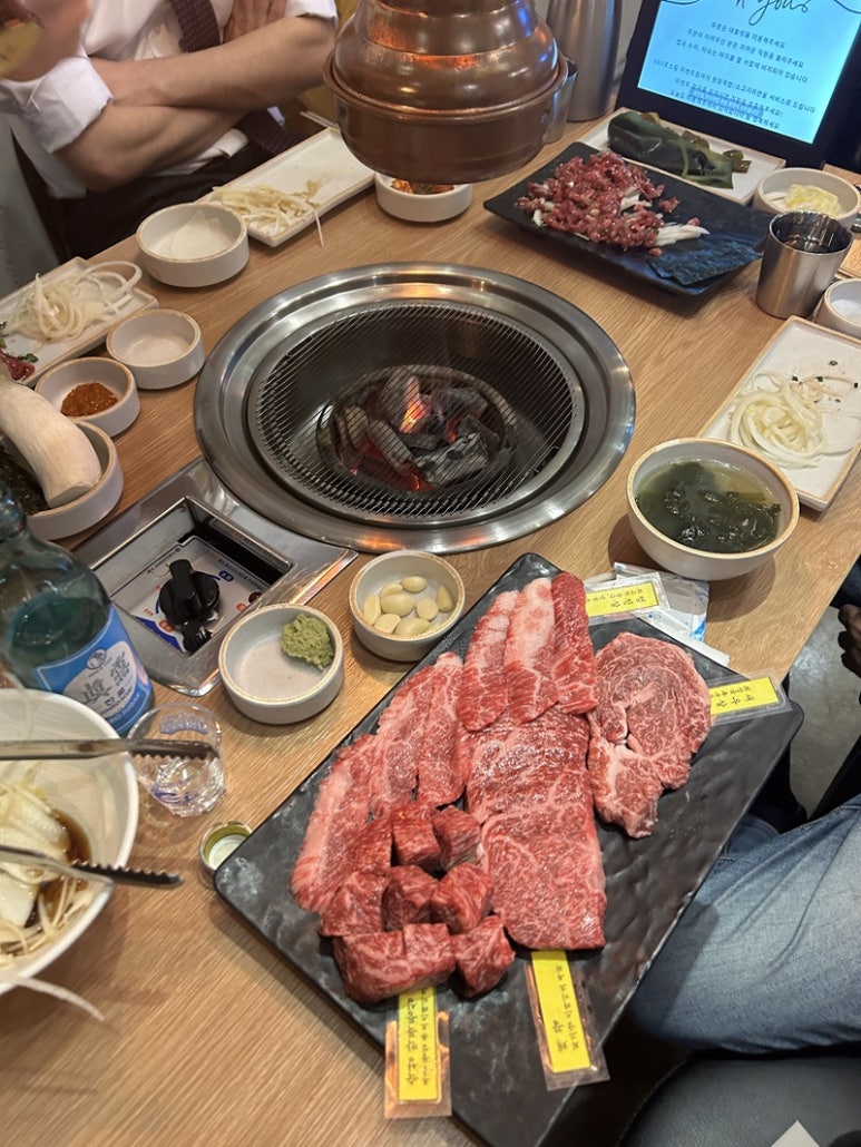 미우한우신관 이미지