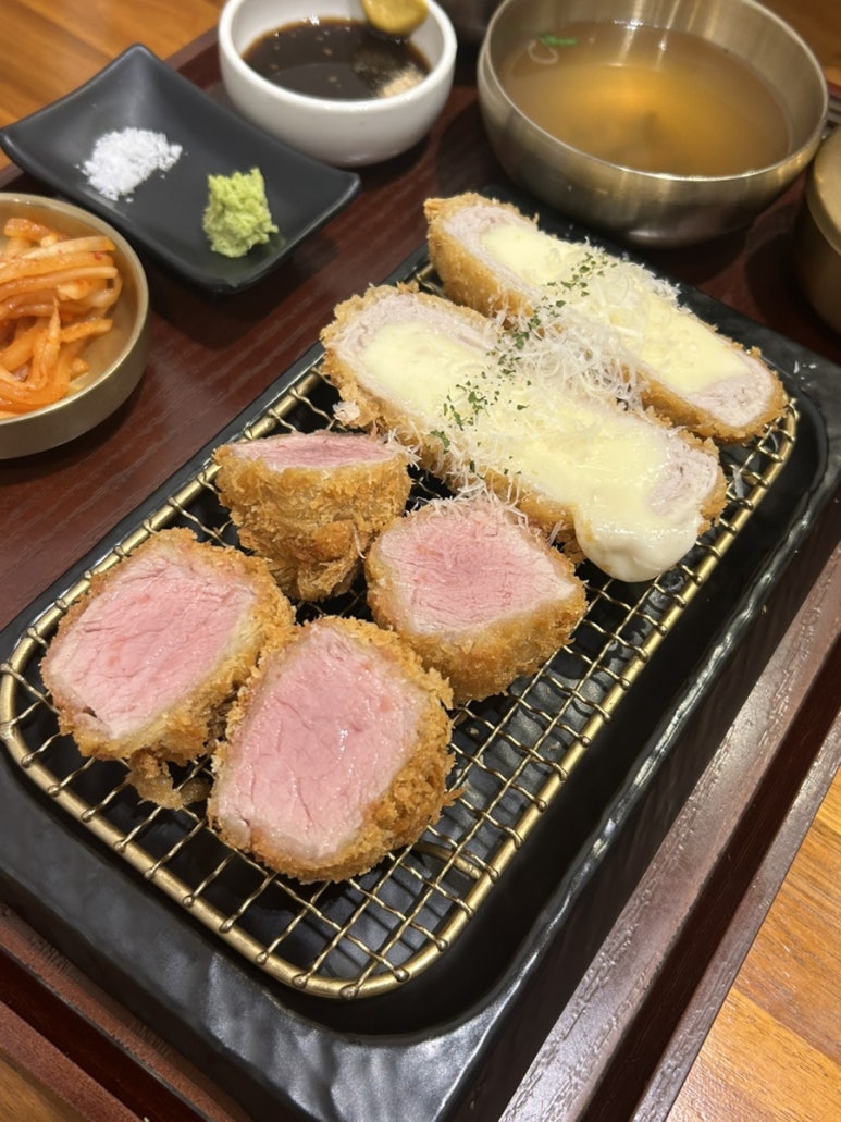 숯불돈까스 이미지