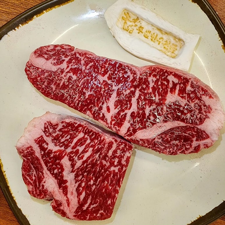 투뿔한우 이미지
