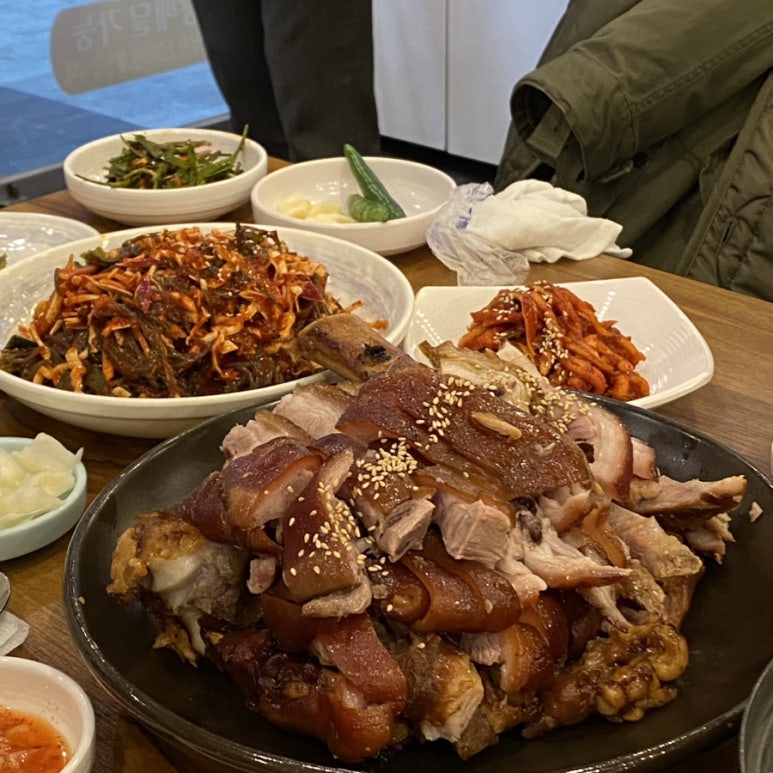 동부왕족발 이미지