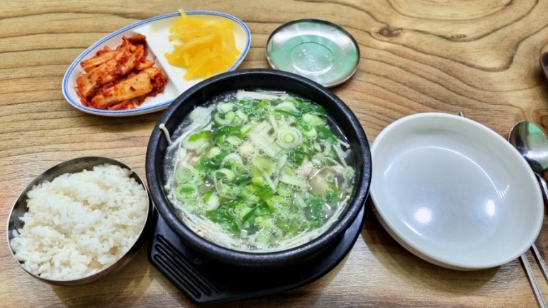 예가네닭칼국수 이미지