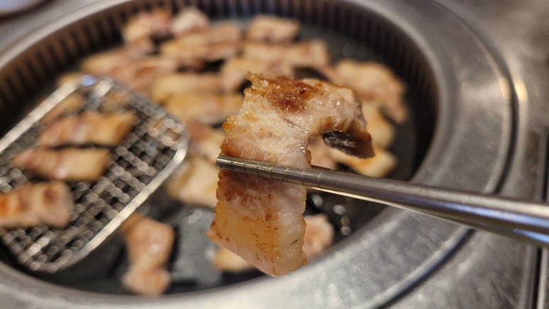 참숯생고기마을 이미지