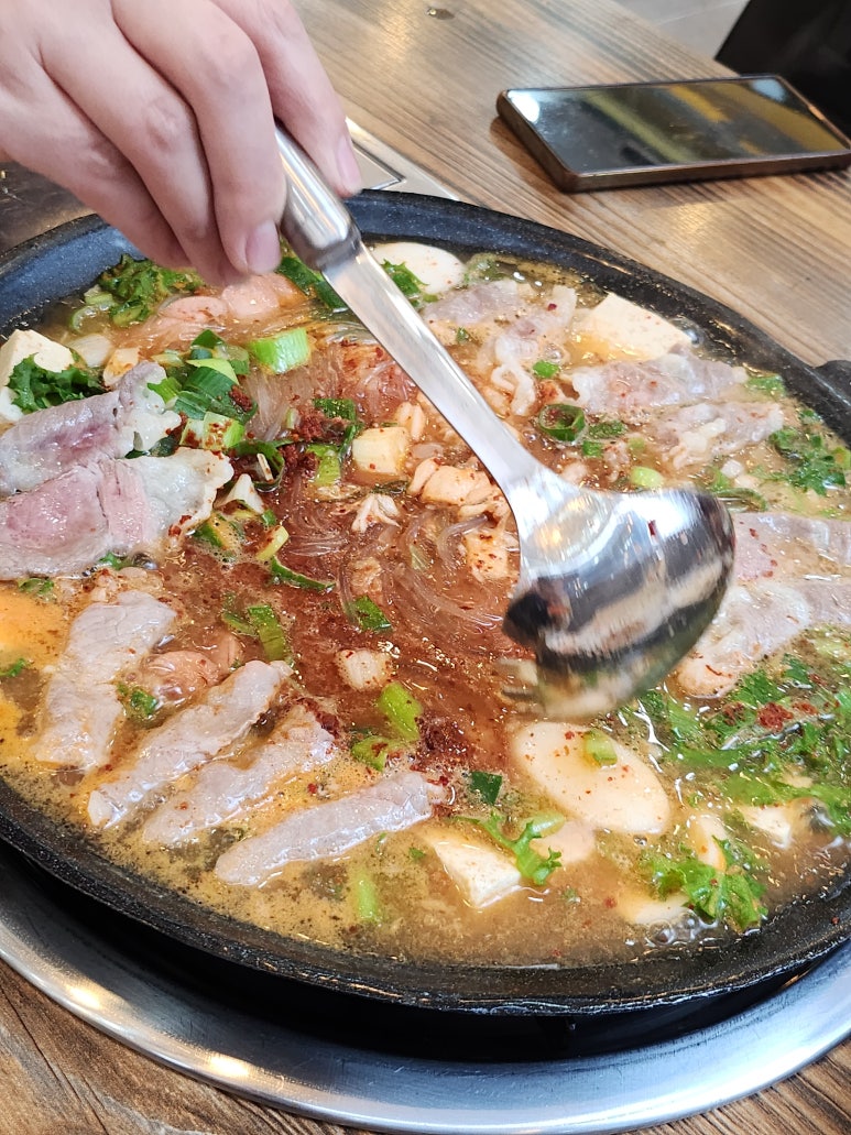 윤대감부대찌개 이미지