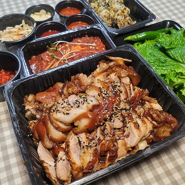 오로지족발 이미지