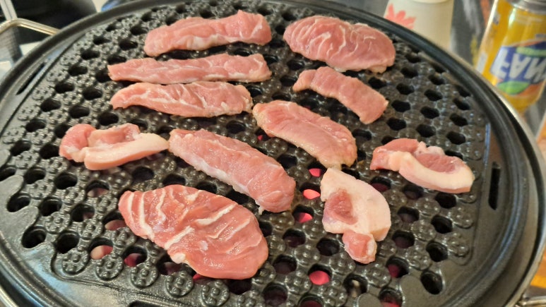 우설 삼겹집 이미지