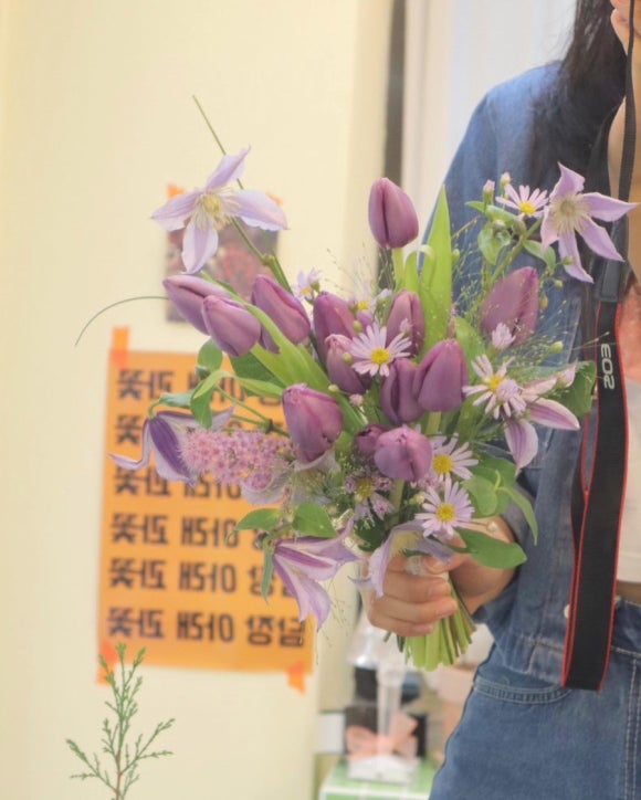 담장아래과꽃 이미지