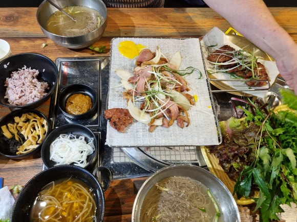 냉면엔석쇠 이미지