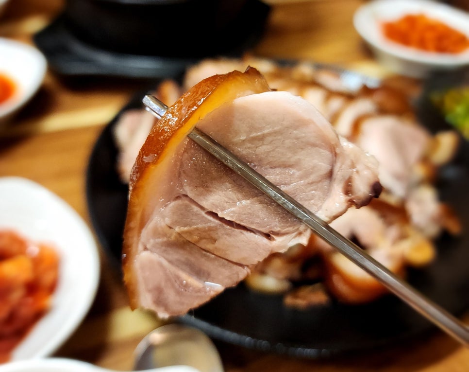 신장터족발돼지국밥 이미지