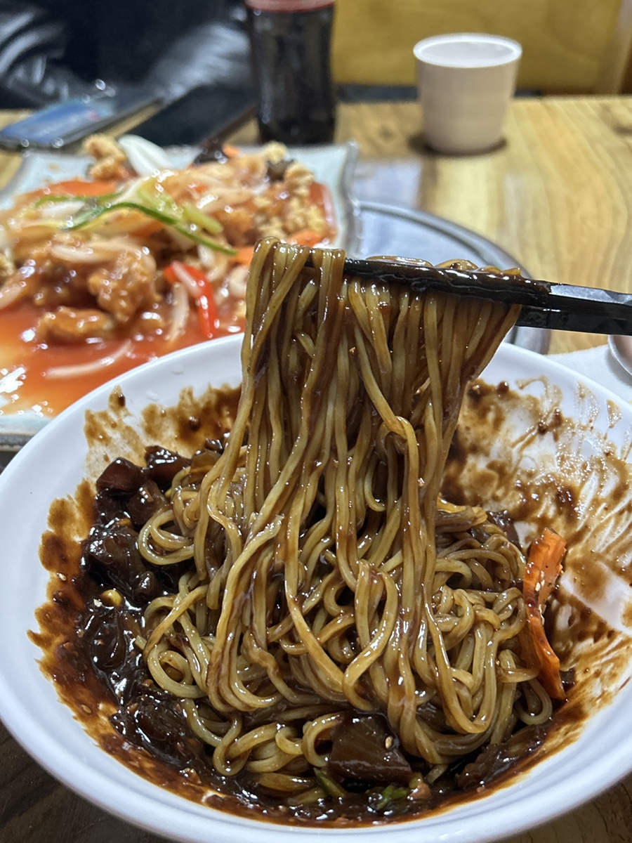 진주콩짜장 이미지