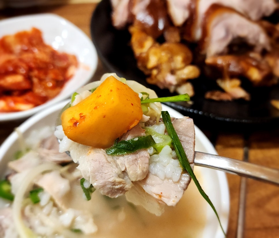신장터족발돼지국밥 이미지