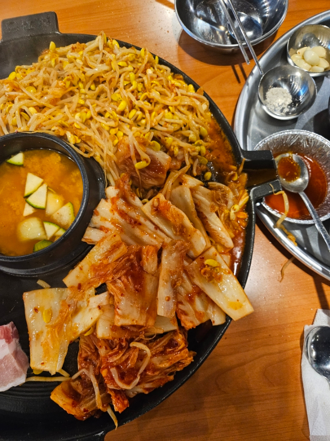 효자동솥뚜껑신정역점 이미지