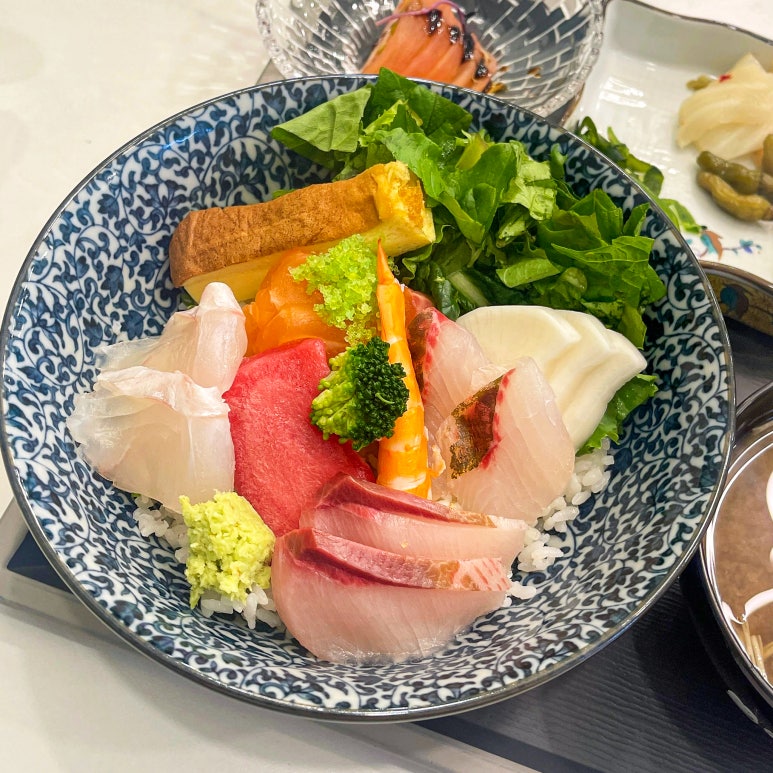 더미친공방 이미지