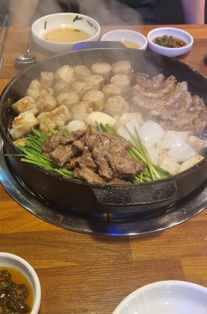 왔다갔다황소곱창상동점 이미지
