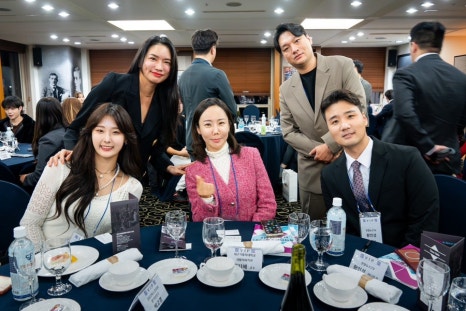 홍익테이블 이미지