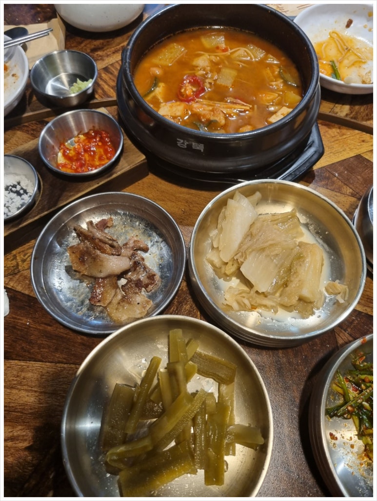 일품고깃간 이미지