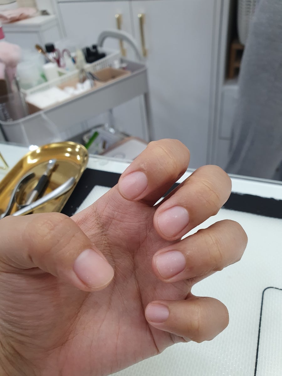 아롱네일 이미지