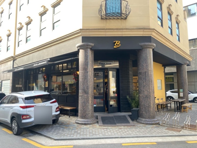 비플레이트 바이 브라운브레드 이미지