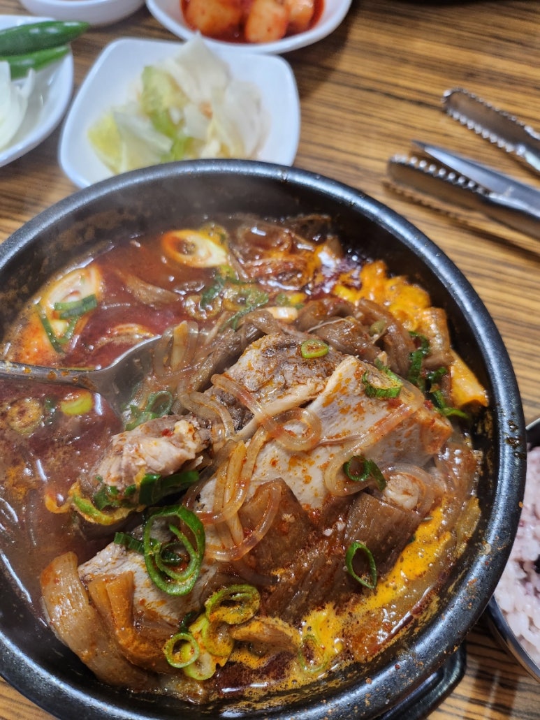 엄청큰조선의갈비탕 이미지