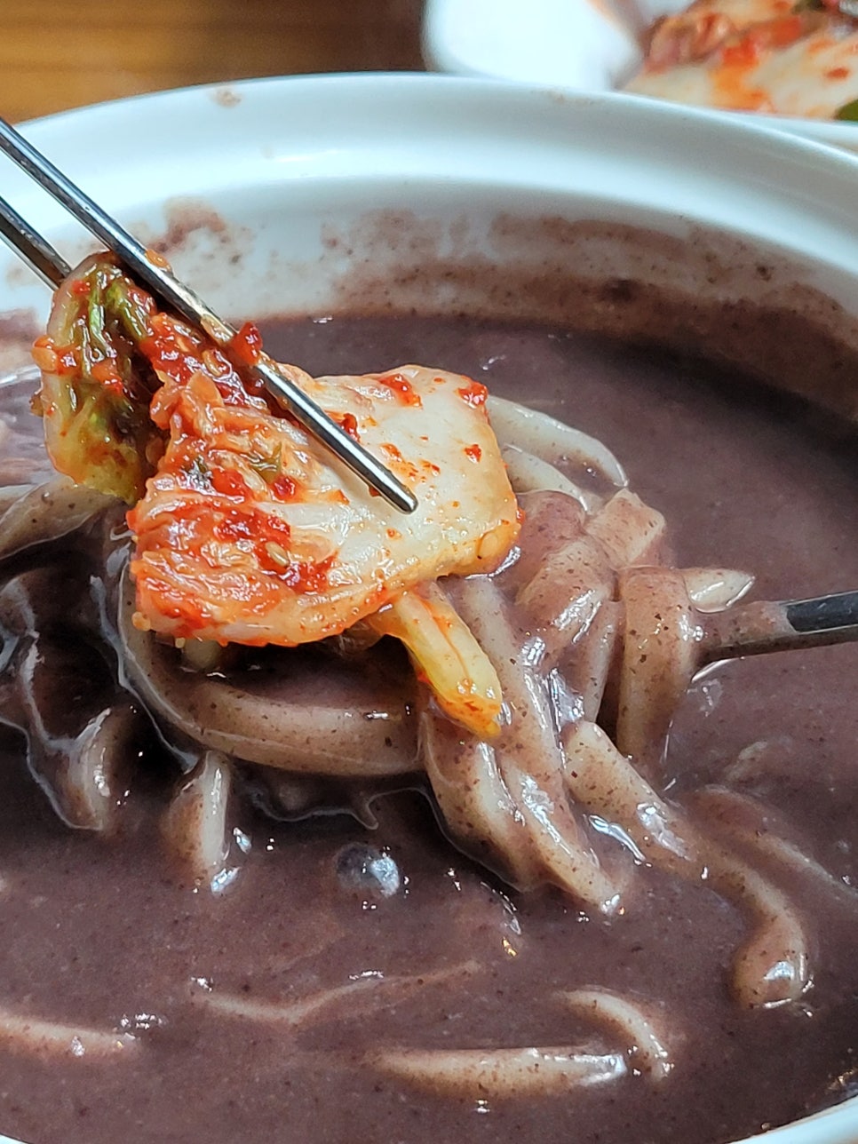 들꽃칼국수 이미지