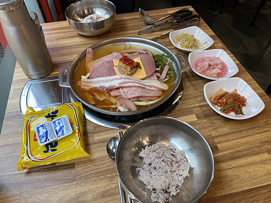 명동부대찌개 이미지