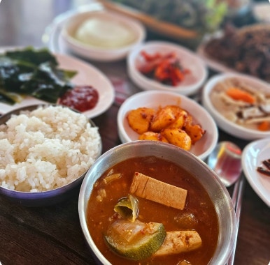 황금돈돼지 이미지