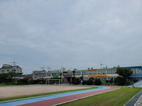 칠산초등학교 이미지