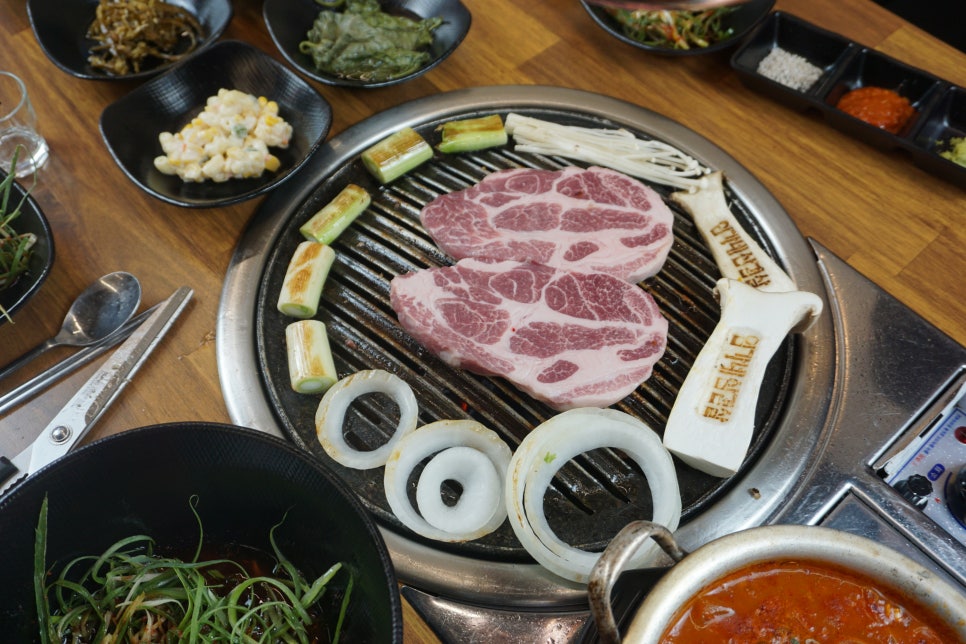 임가네뼈삼겹 이미지