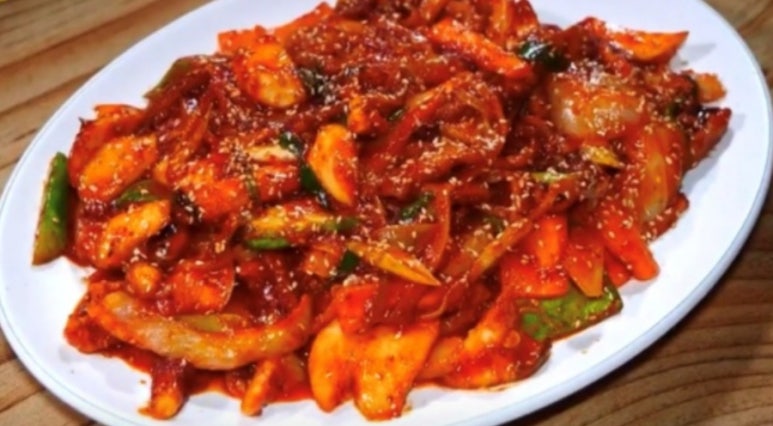 밀가손칼국수 이미지