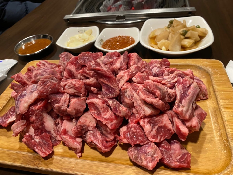 소먹고돼지먹고 이미지