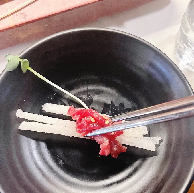 육회퐁당 이미지