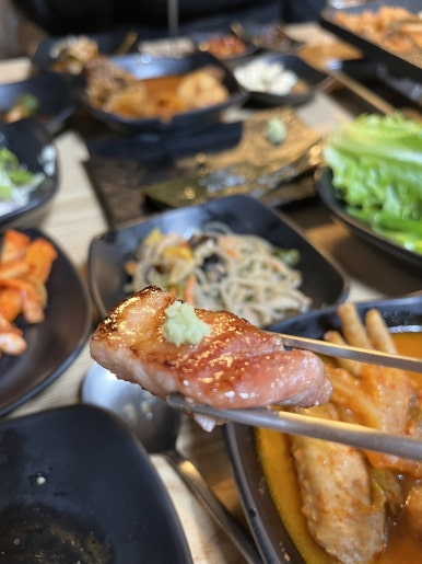 꿀꿀고깃집 이미지