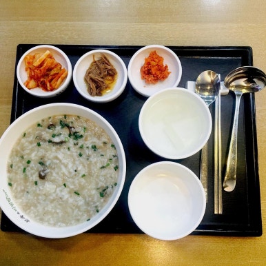 본죽앤비빔밥 이미지