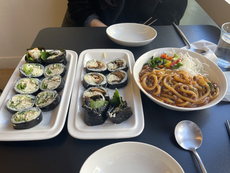 마리에김밥 이미지